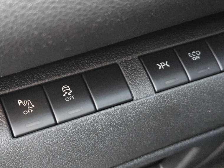Vehicle Image 26