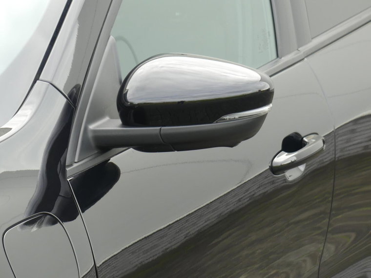 Vehicle Image 33