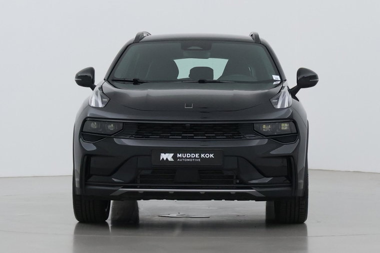Vehicle Image 16