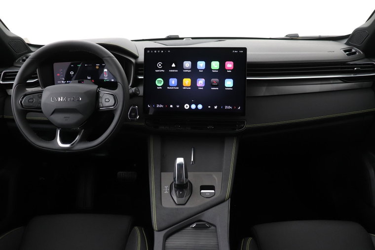 Vehicle Image 4