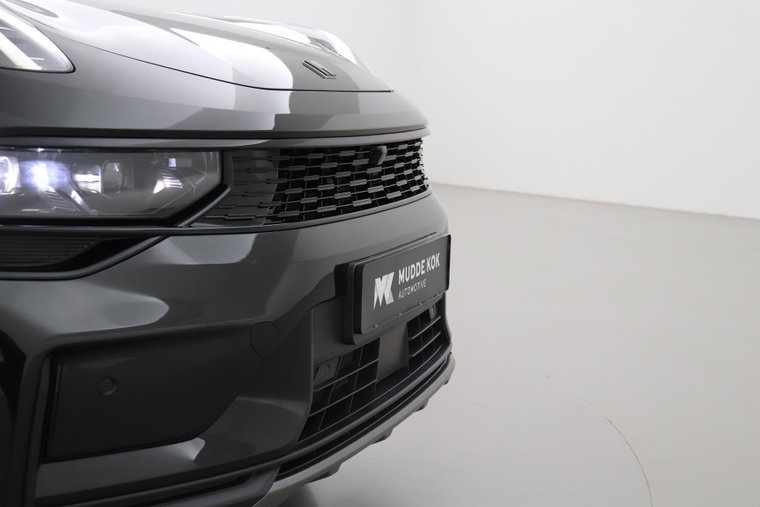 Vehicle Image 42