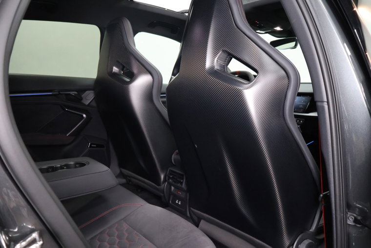 Vehicle Image 35