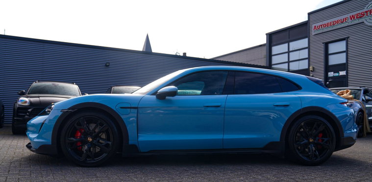 Vehicle Image 40