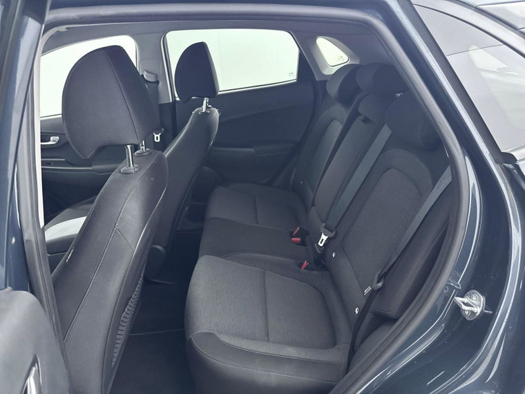 Vehicle Image 28