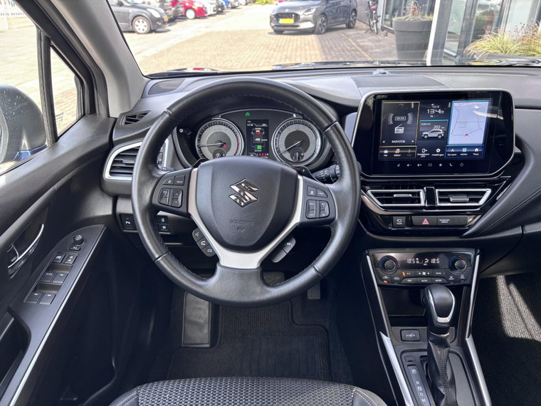 Vehicle Image 17