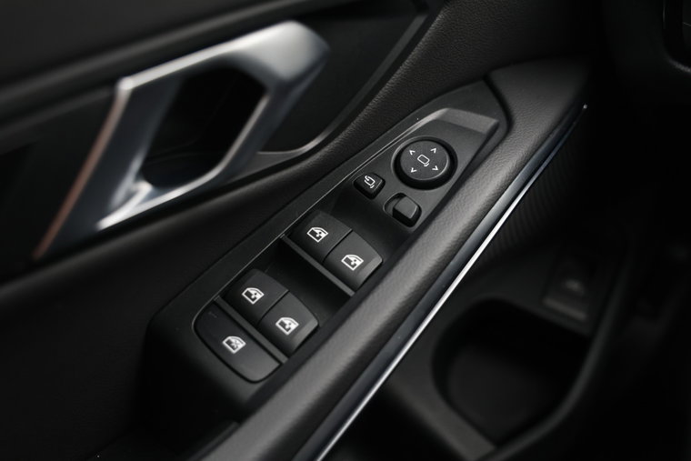 Vehicle Image 41