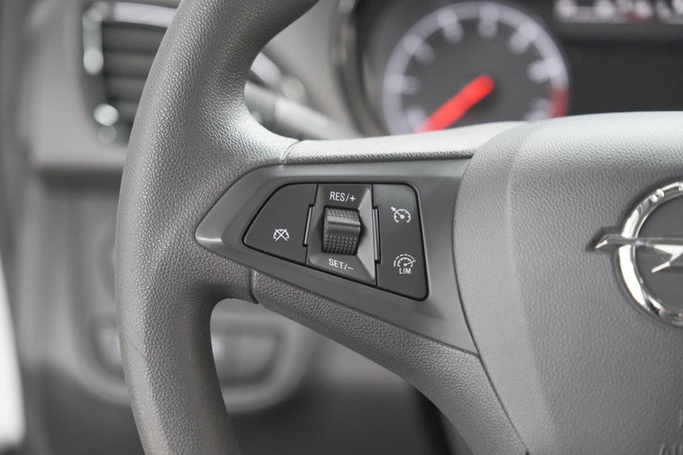 Vehicle Image 28