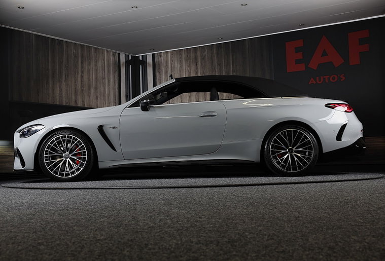 Vehicle Image 45