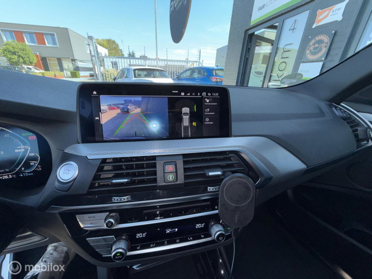 Vehicle Image 22