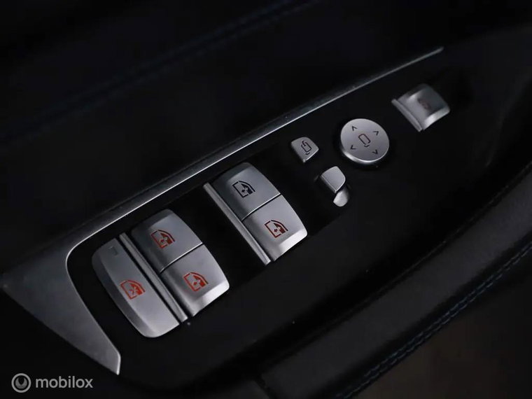 Vehicle Image 41