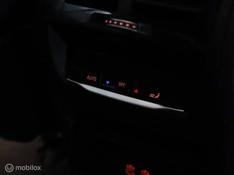 Vehicle Image 58