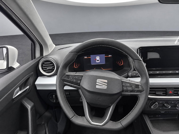 Vehicle Image 18
