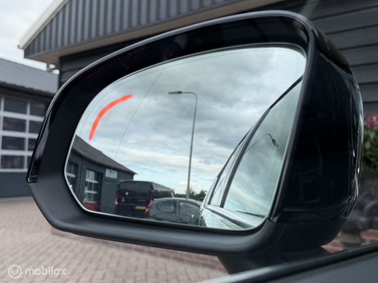 Vehicle Image 27