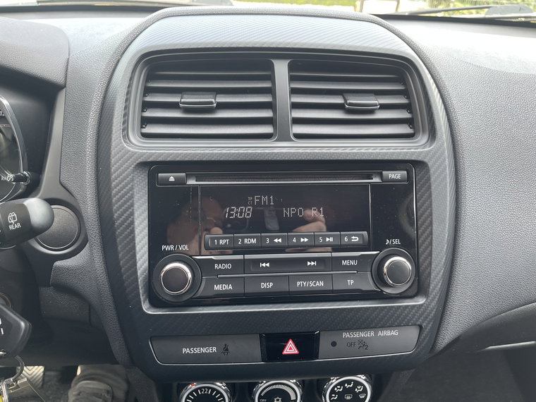 Vehicle Image 17