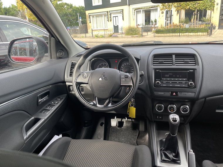 Vehicle Image 22