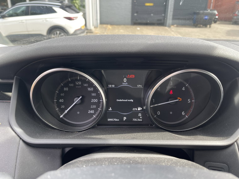 Vehicle Image 26