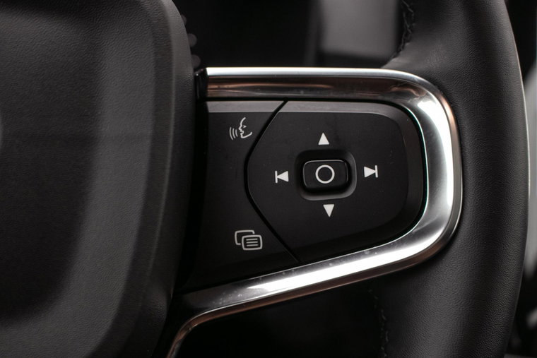 Vehicle Image 39