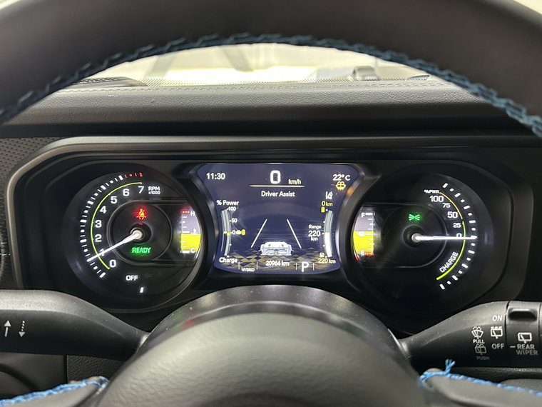 Vehicle Image 15