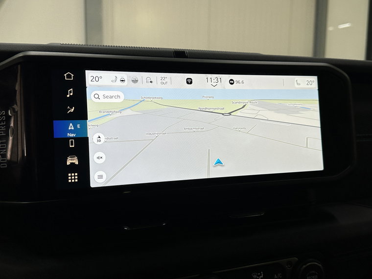 Vehicle Image 22
