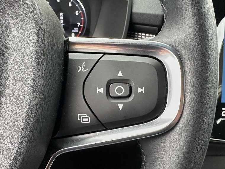 Vehicle Image 27