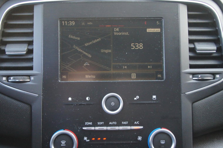 Vehicle Image 16