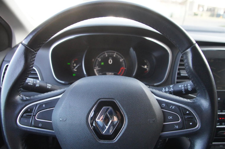 Vehicle Image 19