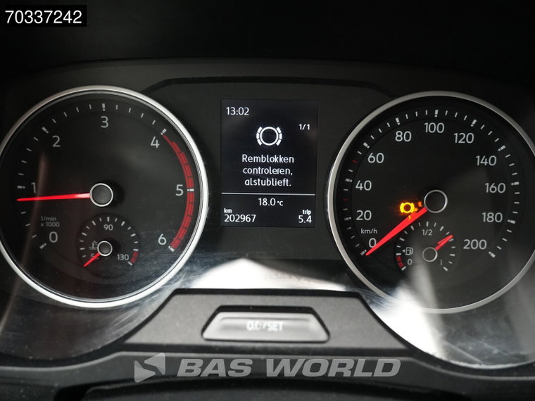 Vehicle Image 31
