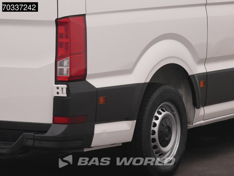 Vehicle Image 35