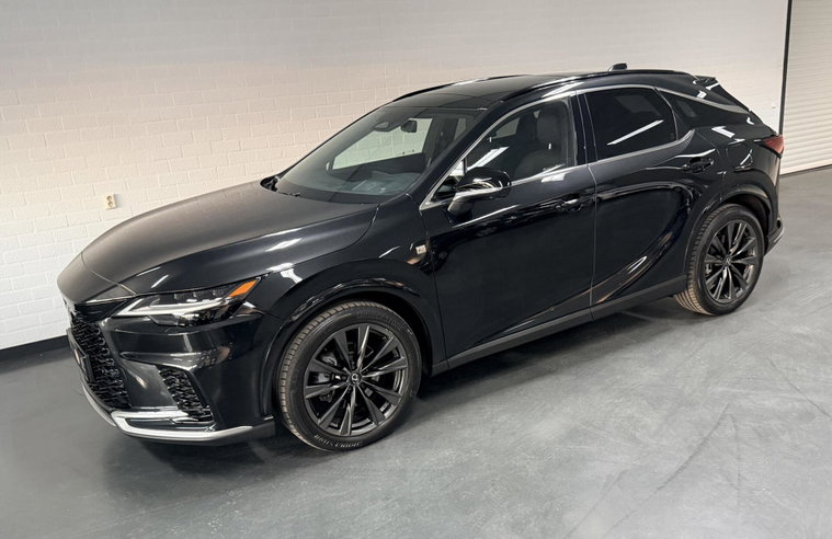 Vehicle Image 10