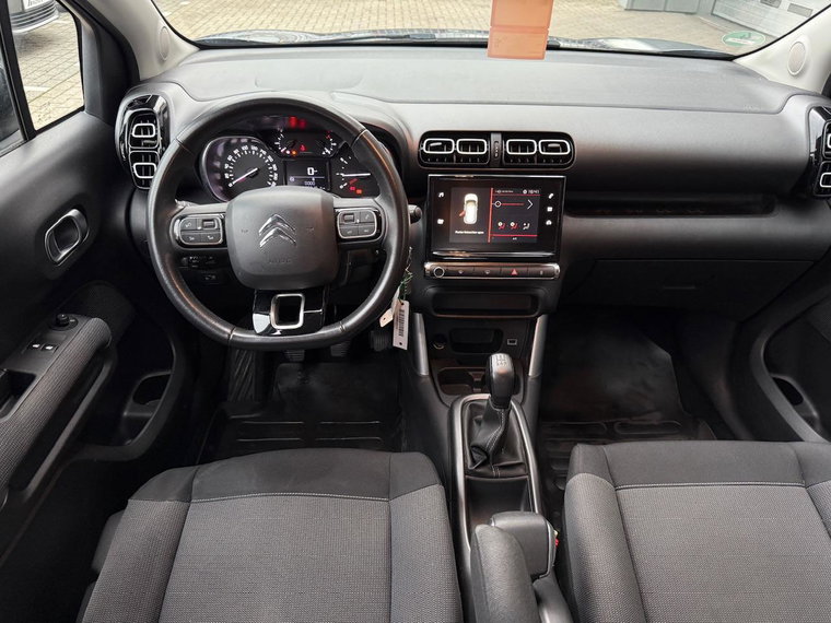 Vehicle Image 19