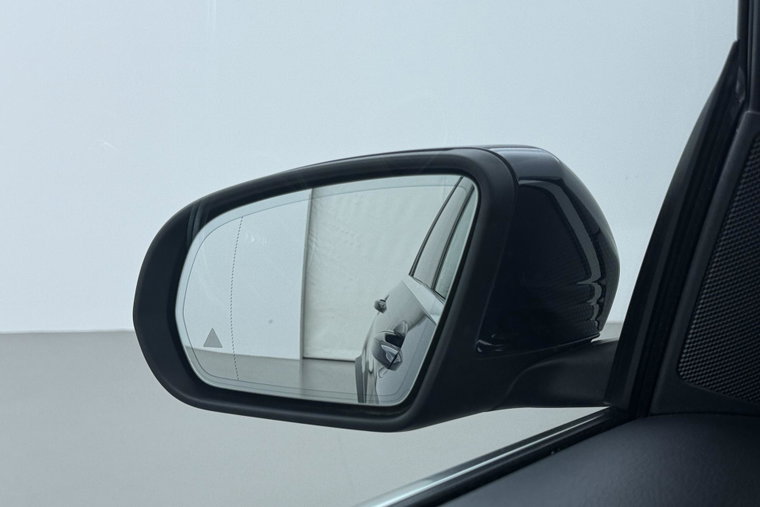 Vehicle Image 39