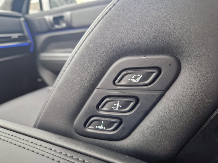 Vehicle Image 29