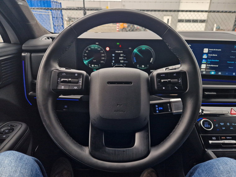 Vehicle Image 35