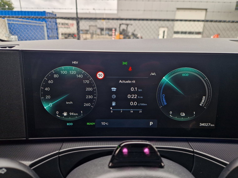 Vehicle Image 38