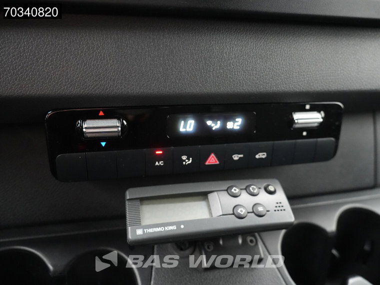 Vehicle Image 39