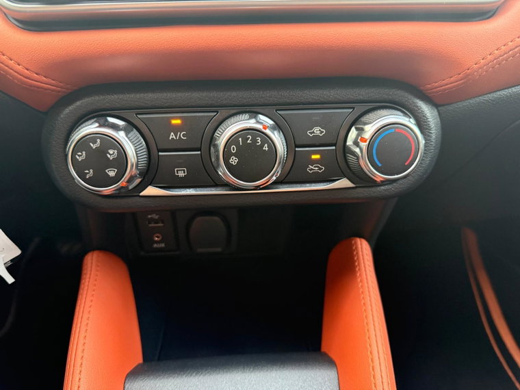 Vehicle Image 27