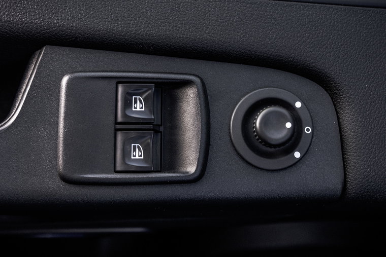 Vehicle Image 24