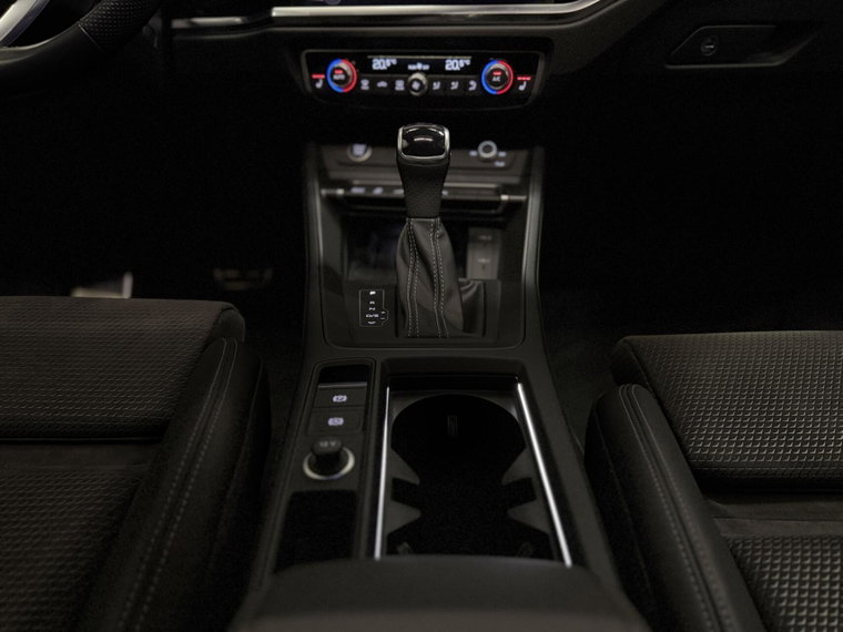 Vehicle Image 45