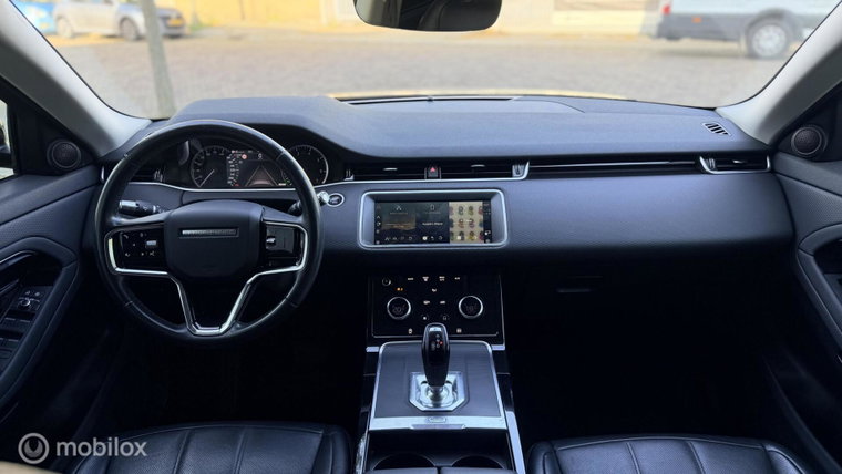 Vehicle Image 24