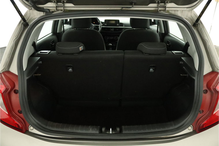 Vehicle Image 37