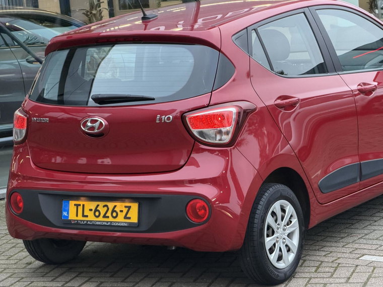 Vehicle Image 14