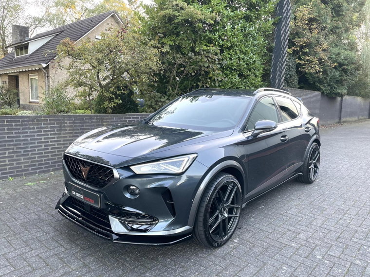 Vehicle Image 19