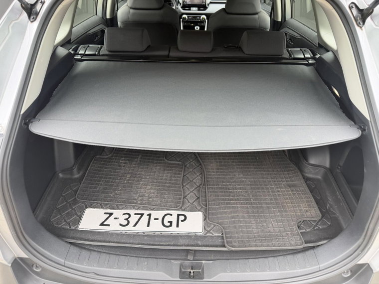 Vehicle Image 32