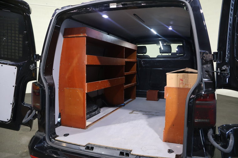 Vehicle Image 14