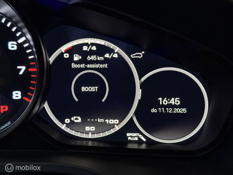 Vehicle Image 37