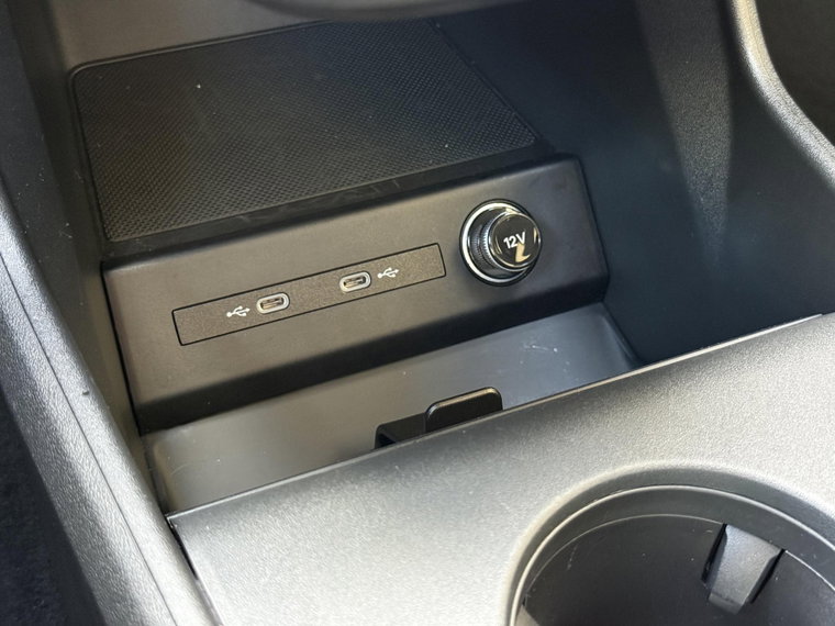 Vehicle Image 34