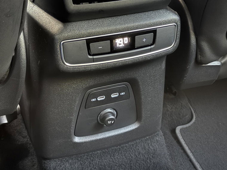 Vehicle Image 41