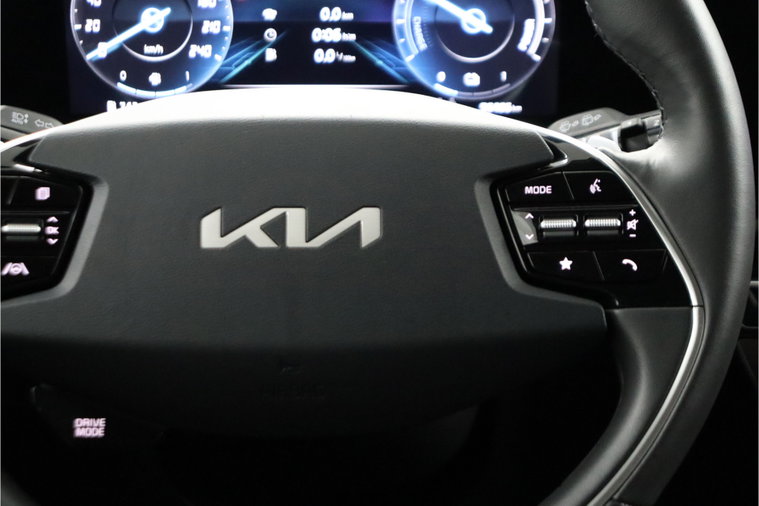 Vehicle Image 28