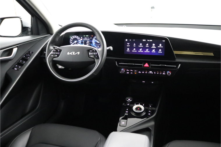 Vehicle Image 35
