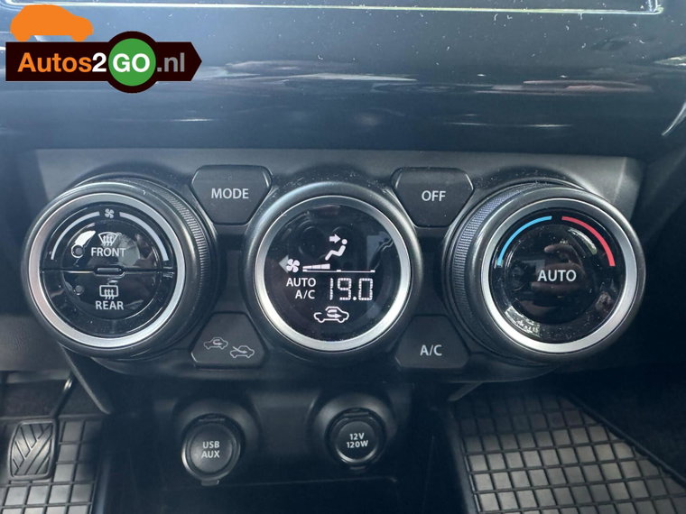 Vehicle Image 25